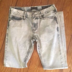 Men’s 28x30 skinny snow-wash Jeans